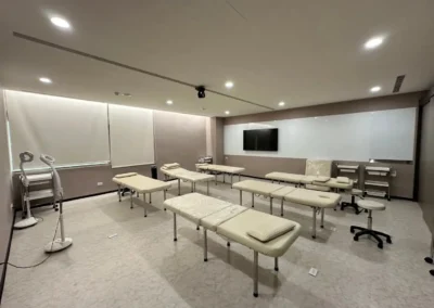 - 順寶耀工程有限公司